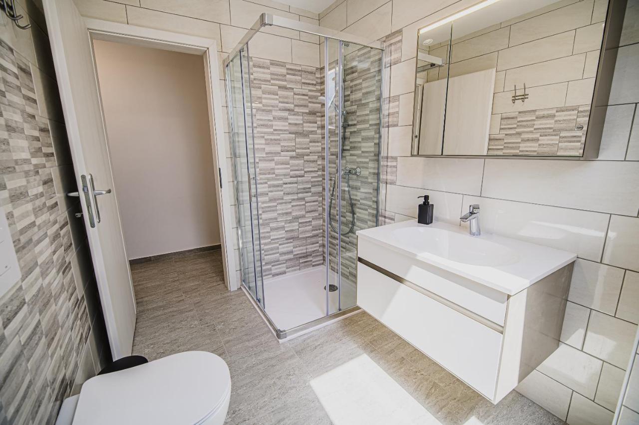 Mojcin Pisker Apartment House Kranj Exterior foto